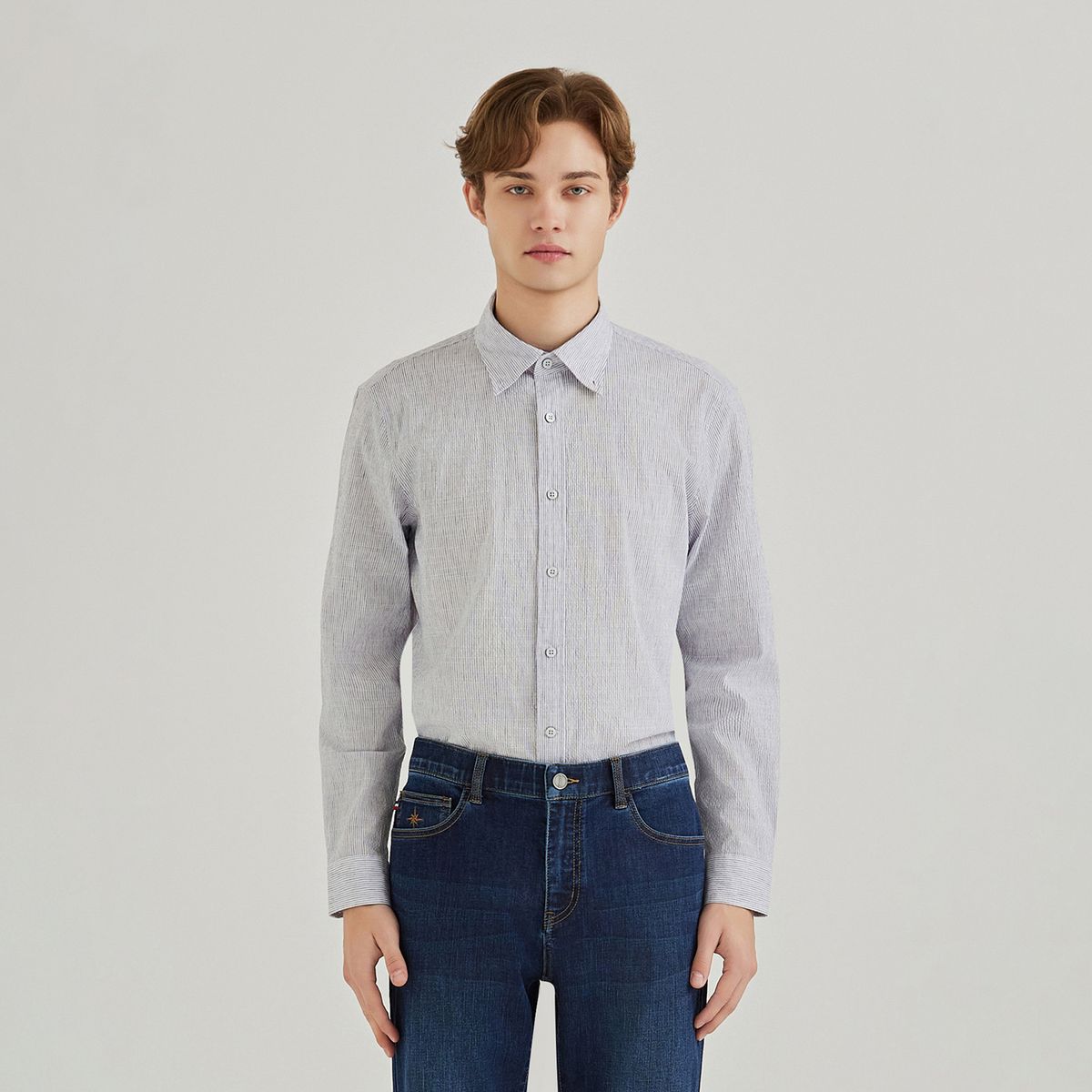 페라로 밀라노(FERRAROMILANO) 마이크로 세로 스트라이프 셔츠 블루 (AMSEWS10141)