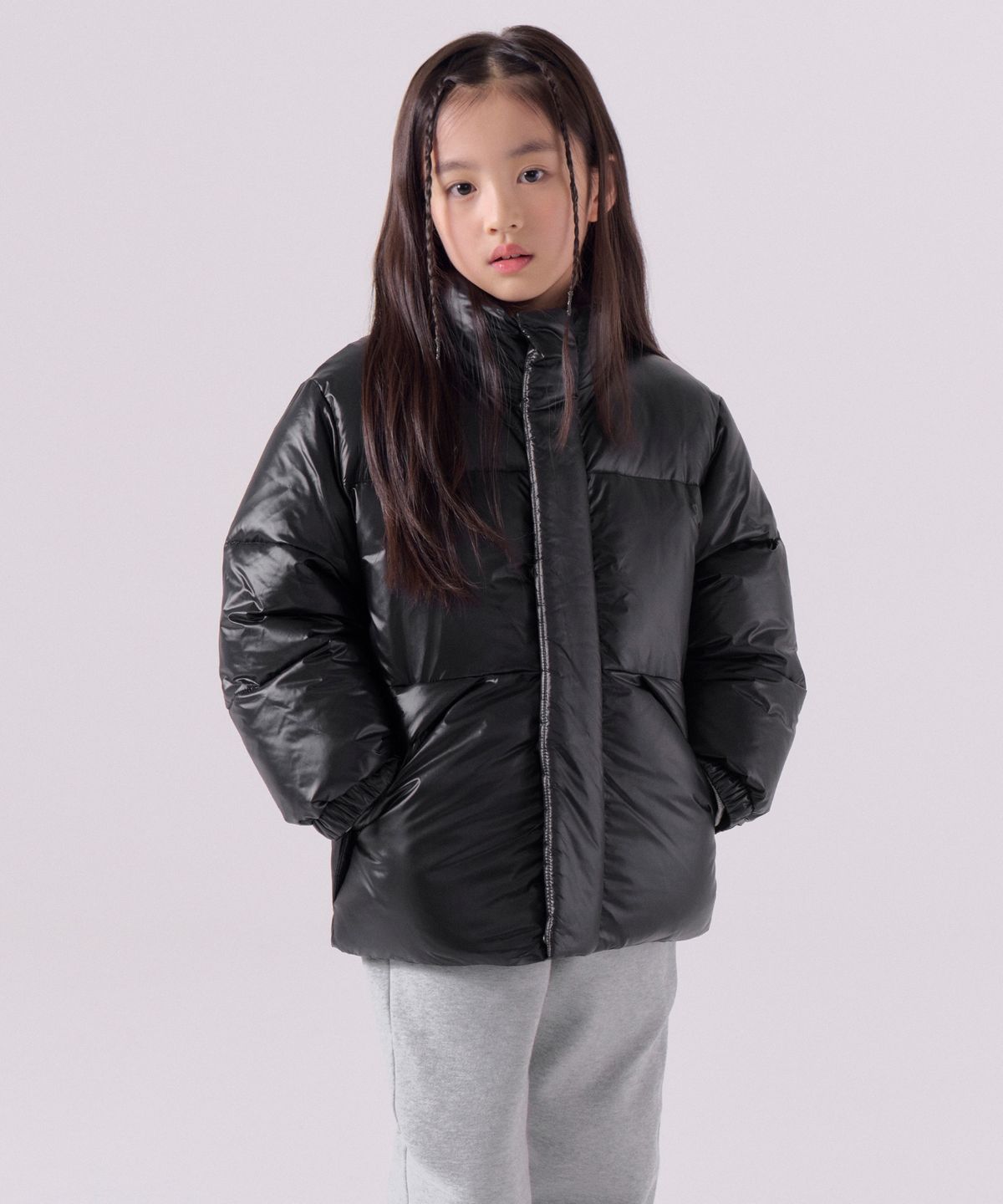 무신사 스탠다드 키즈(MUSINSA STANDARD KIDS) 글로시 푸퍼 숏 패딩 재킷 [블랙]