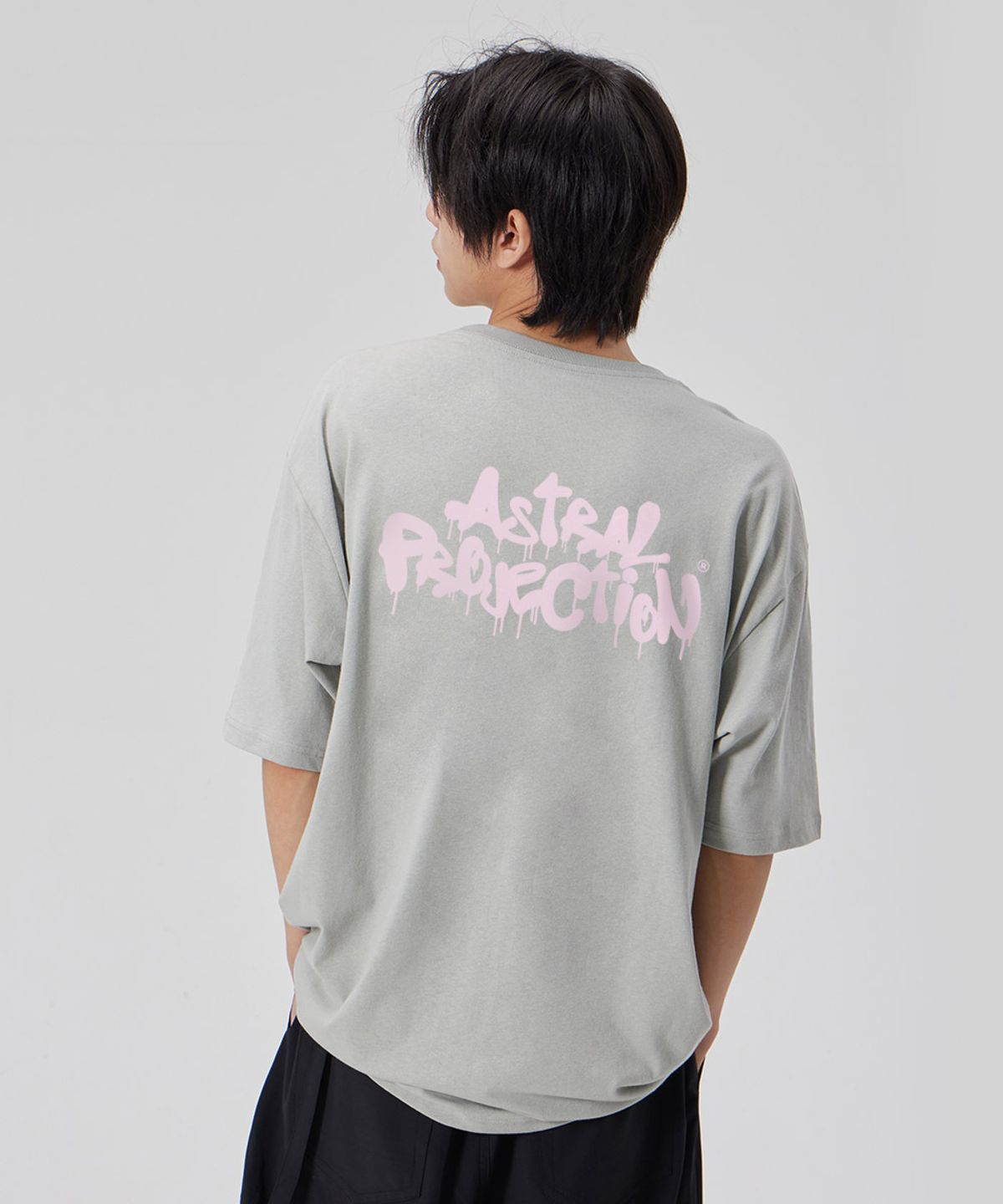 아스트랄 프로젝션(ASTRAL PROJECTION) [브러쉬 그래피티 레터링 로고]코튼 루즈핏 반팔 티셔츠_더스티 민트