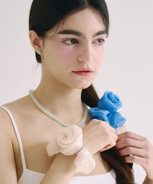 HSU007 Organza rose scrunchie