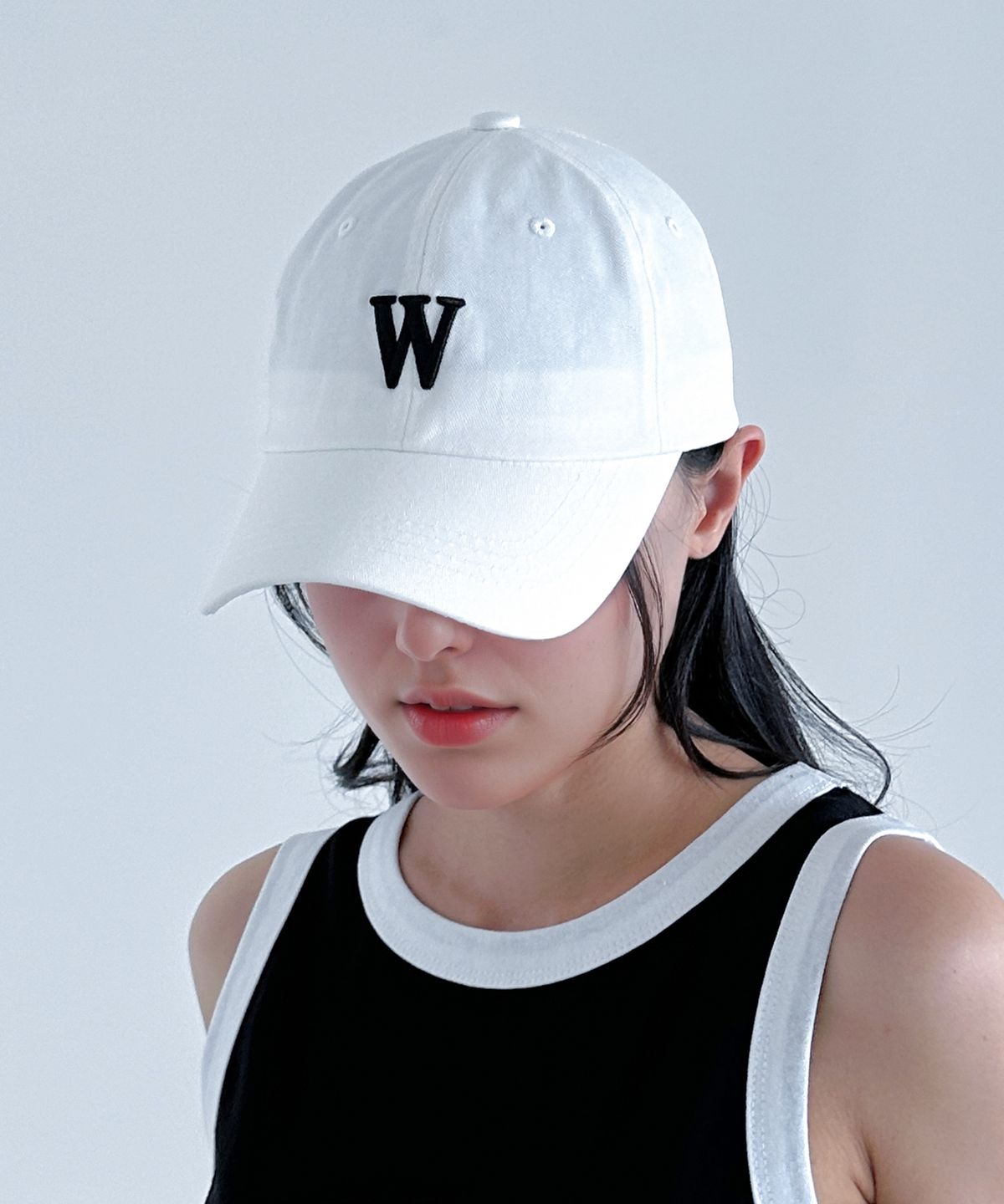 와이즈(WYSE) 더블유 베이직 볼캡 (화이트)