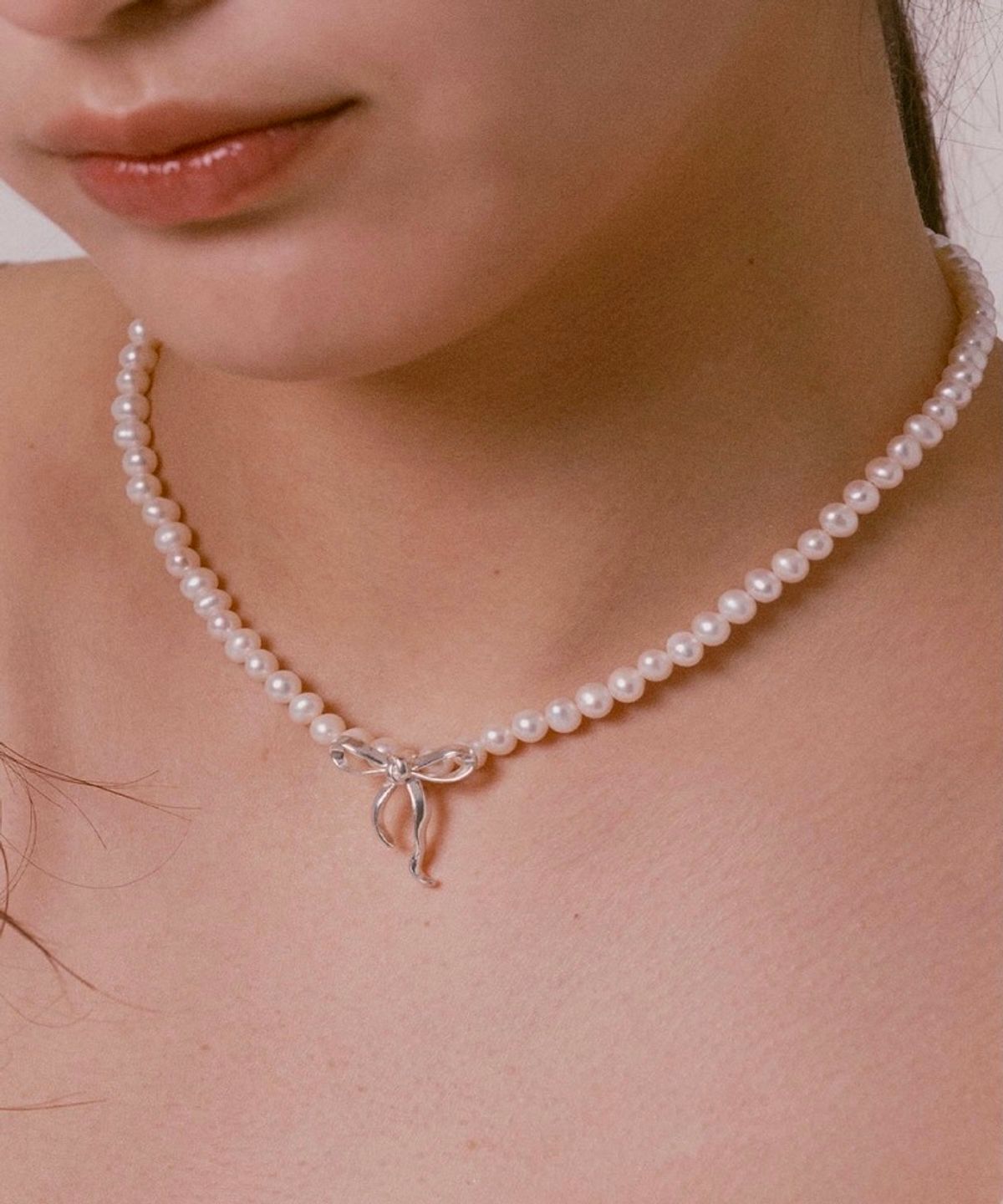 누아보(NUAVO) Ribbon tie pearls