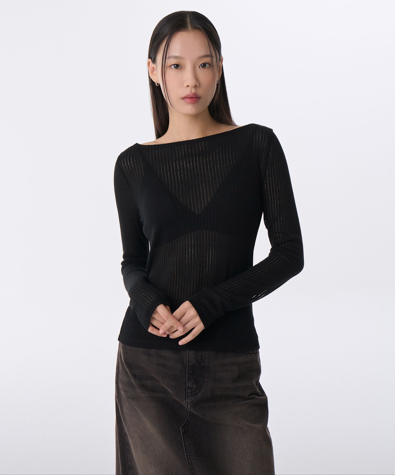 Shop Tops at MUSINSA