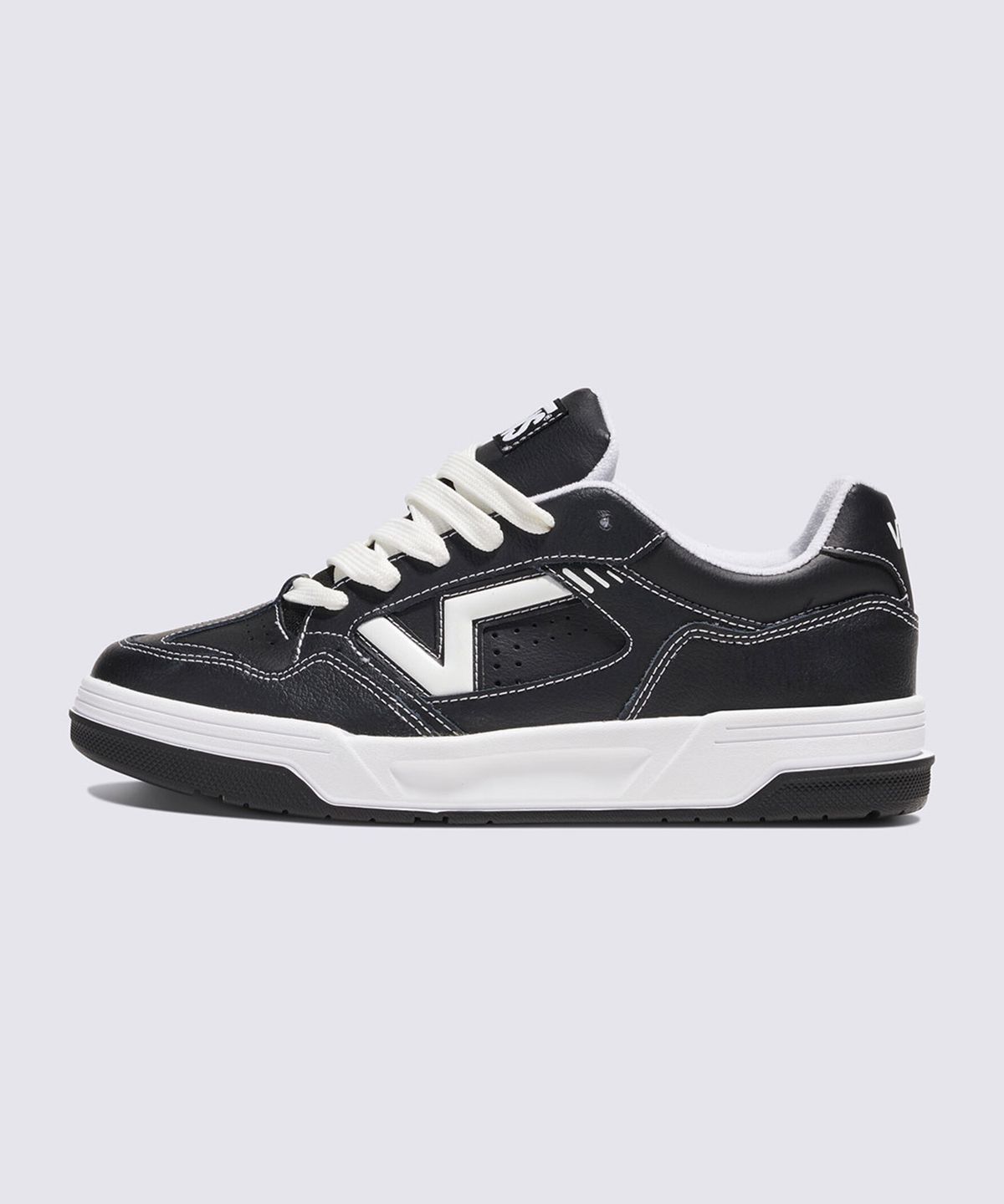 반스(VANS) 업랜드 - 블랙:화이트 / VN000D25BZW1