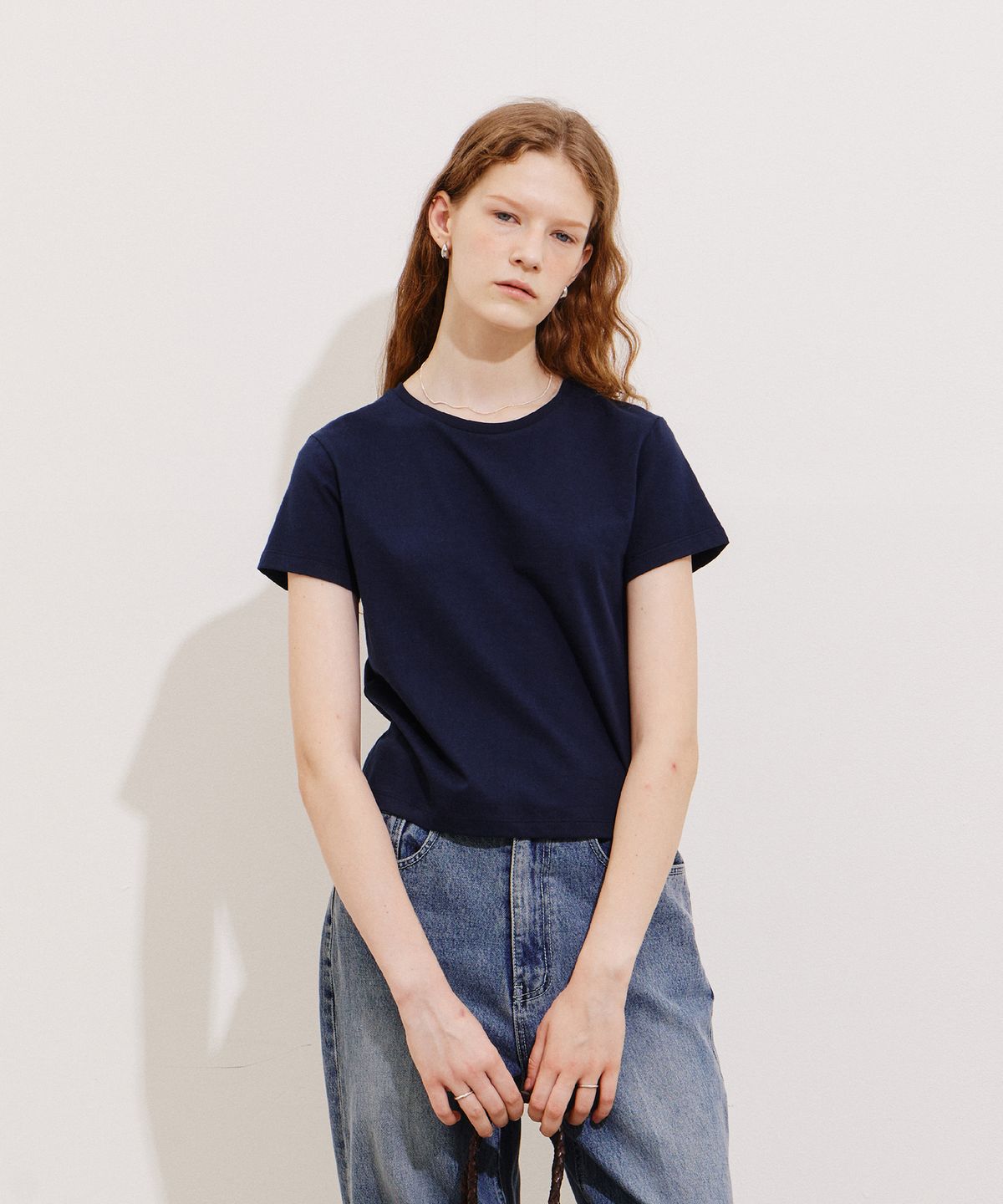 노티아(NOTIA) BASIC SILKET CROP T-SHIRT - NAVY