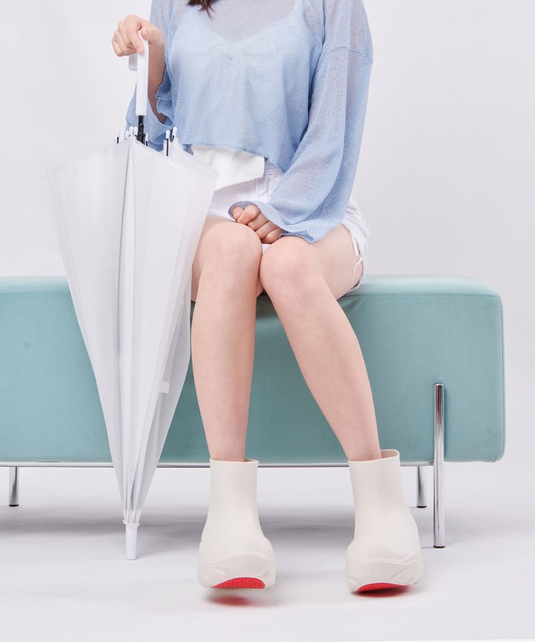 어글리 레인부츠