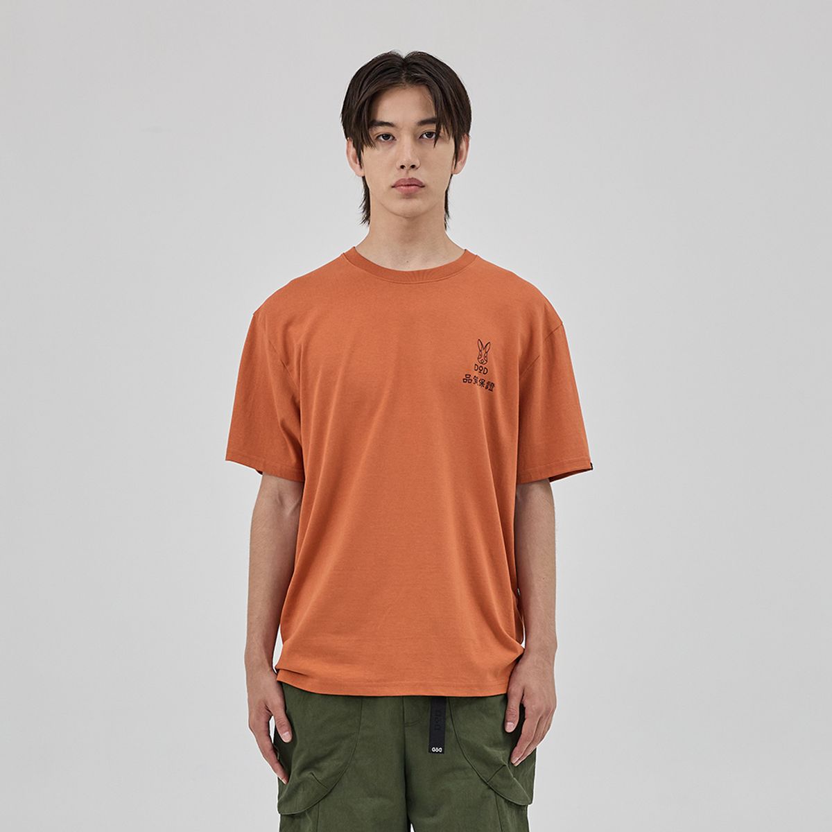 디오디(DOD) 캠프 프린트 숏 티셔츠 - ORANGE