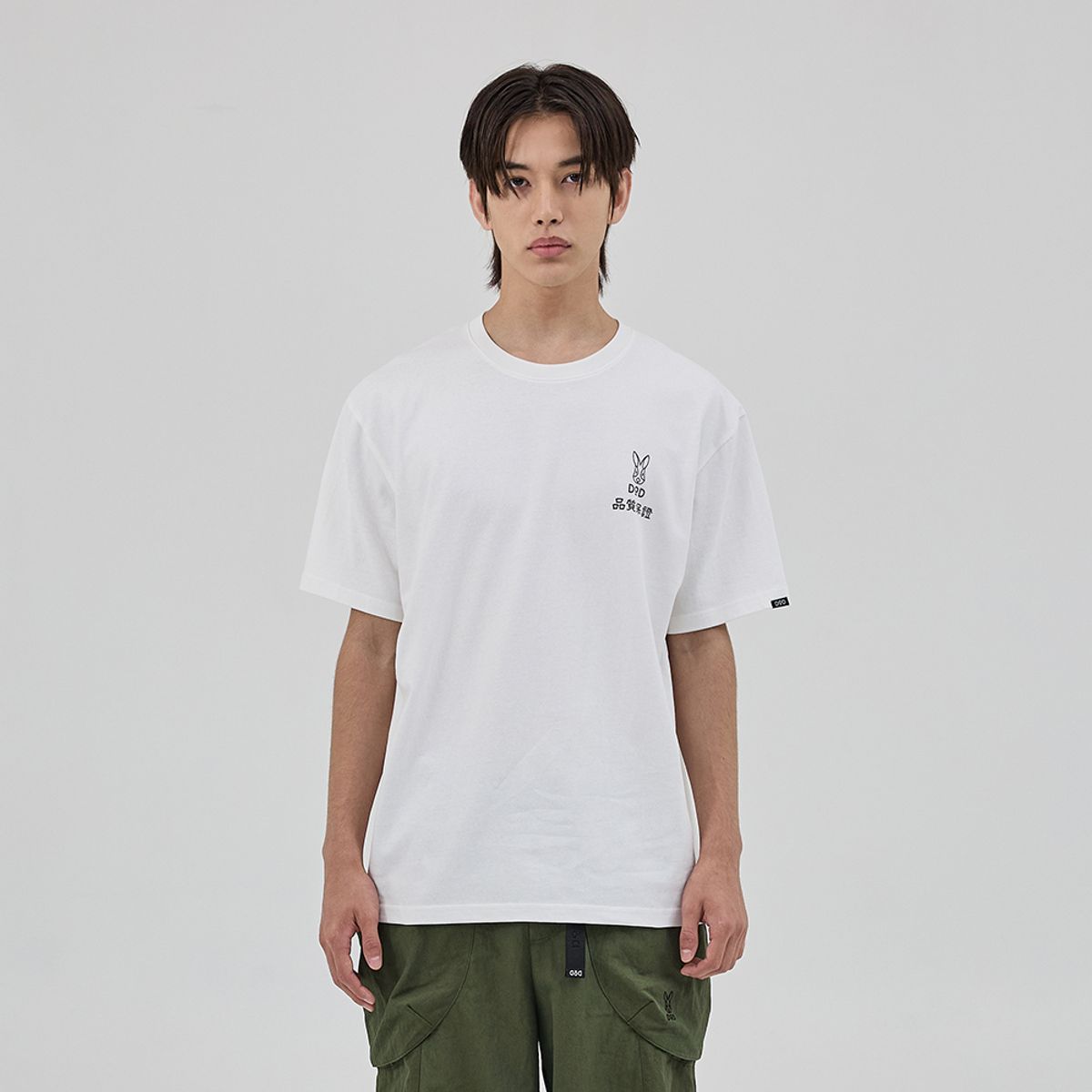 디오디(DOD) 캠프 프린트 숏 티셔츠 - OFF WHITE