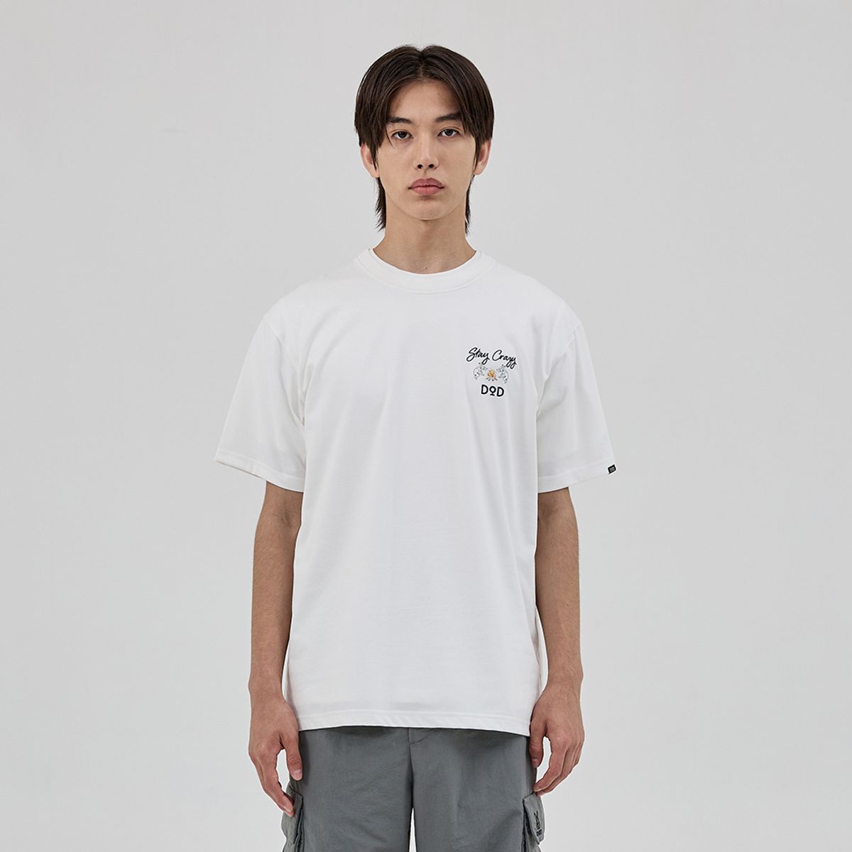 디오디(DOD) 스테이 크레이지 숏 티셔츠 - OFF WHITE