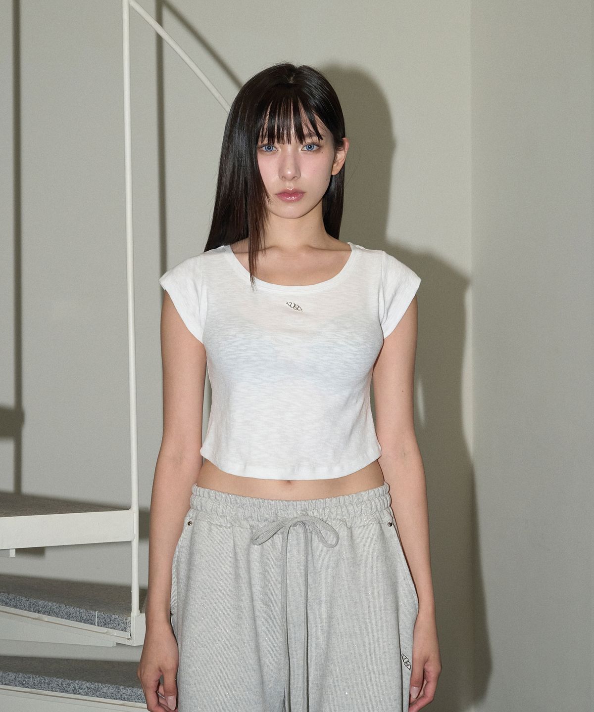 체리퀴리(CHERRYQUIRI) smooth tee -ivory