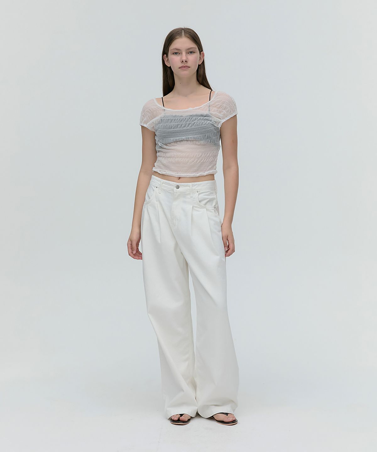 소프트서울(SOFT SEOUL) 시스루 언발란스 탑 [화이트]