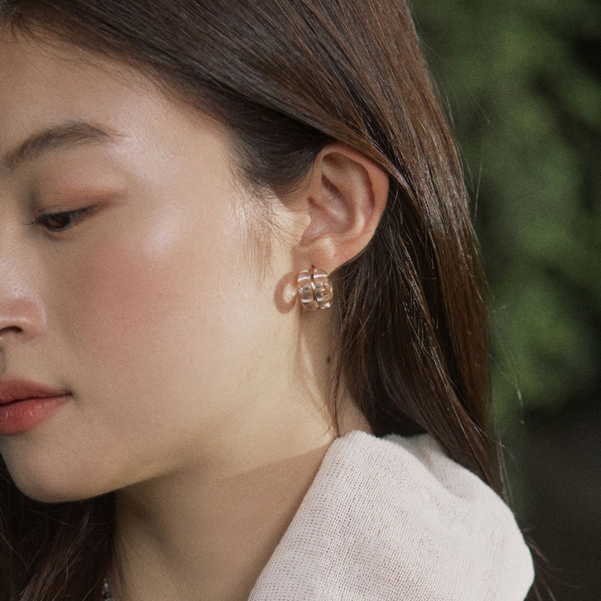 어다울(ADAUL) Acrylic gold line ring earring - 2color
