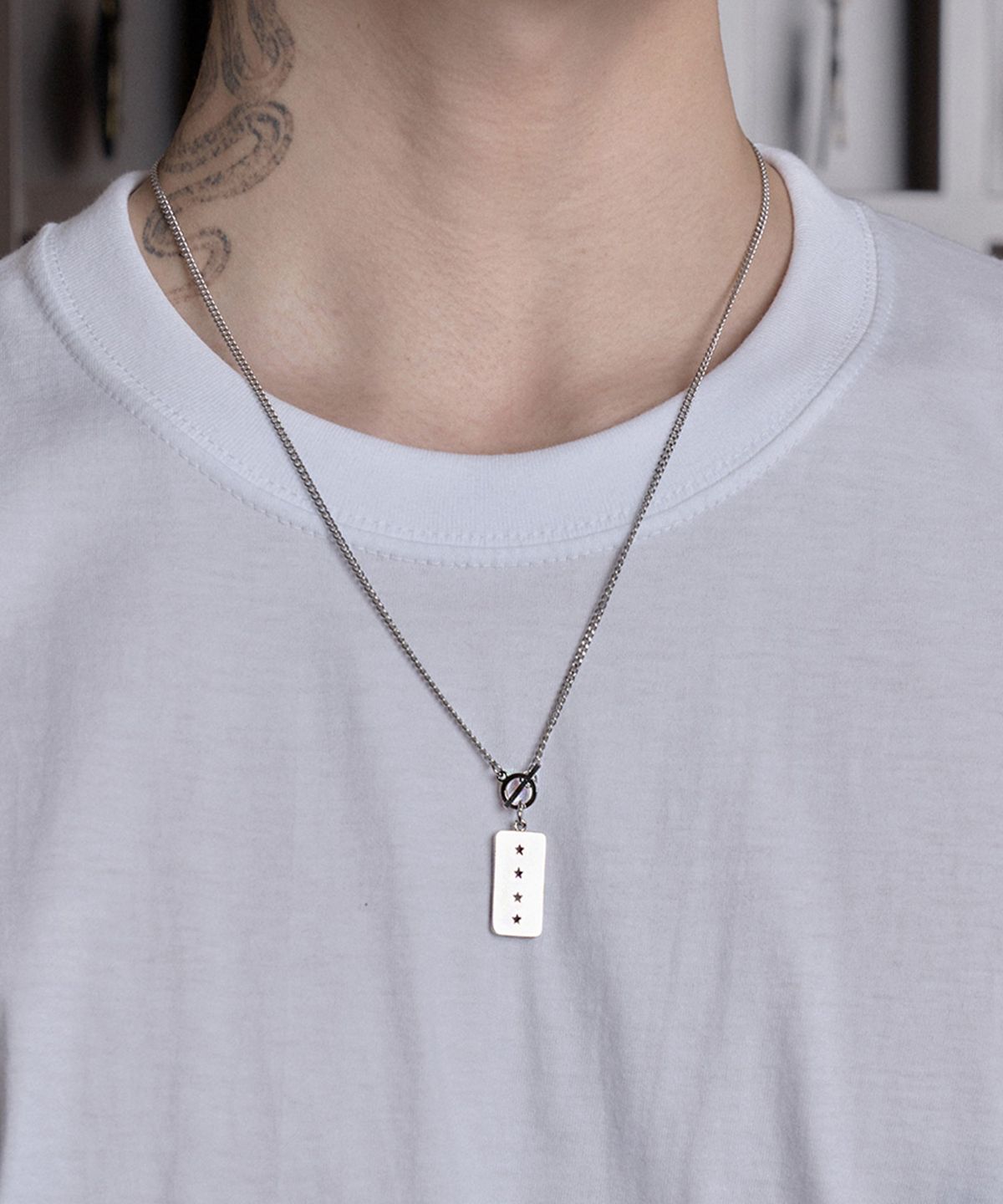 하와(HAWHA) Star Toggle Bar Necklace