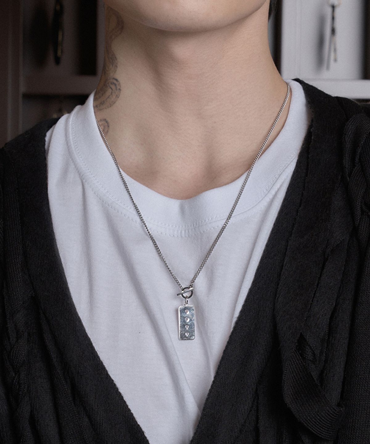 하와(HAWHA) Heart Toggle Bar Necklace