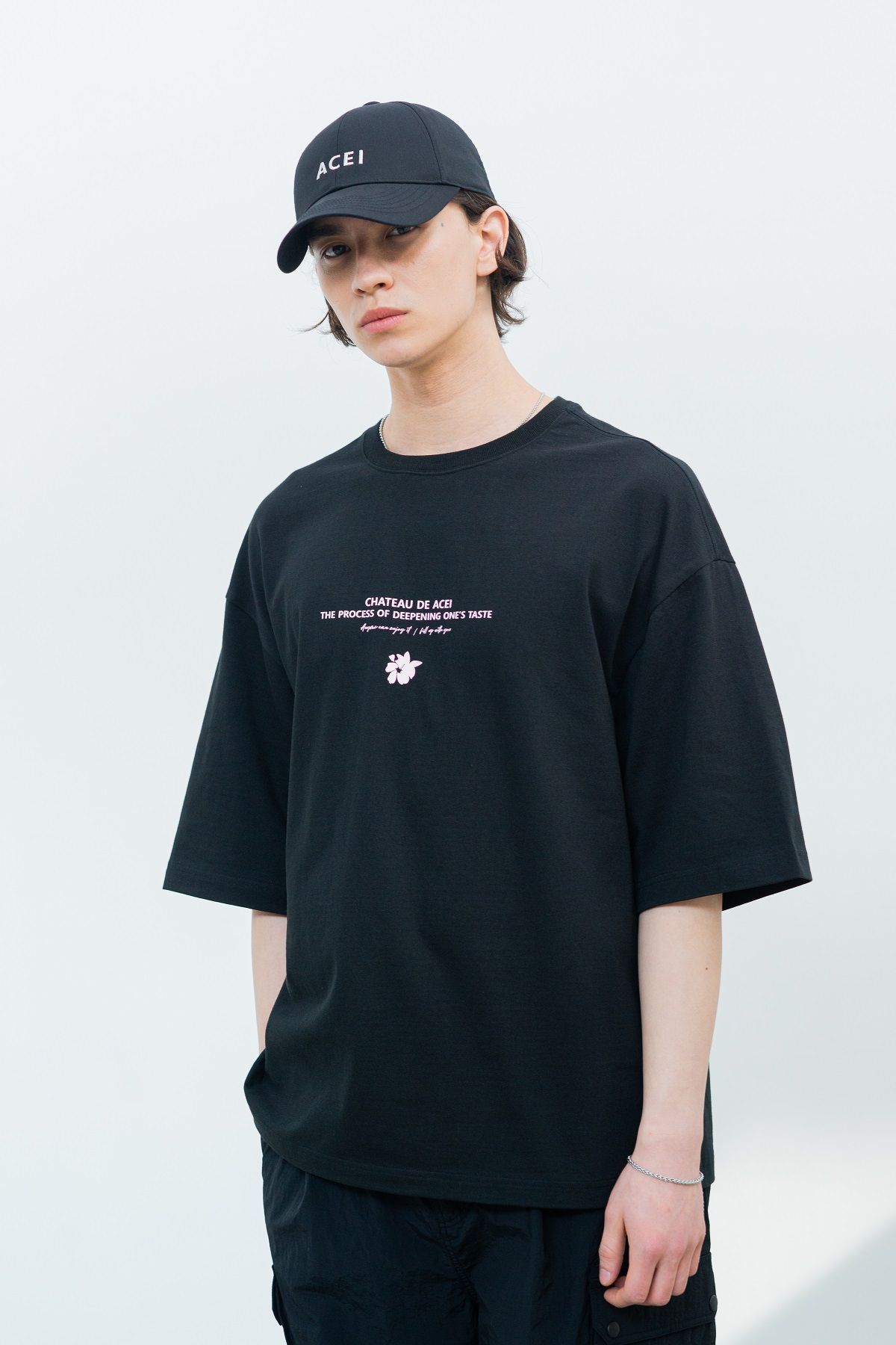 아세이(ACEI) 슬로건 오버핏 티셔츠 블랙