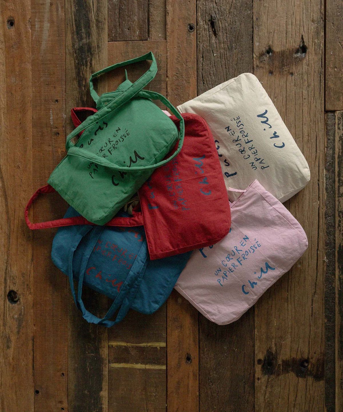 호텔파리칠(HOTEL PARIS CHILL) Paper Heart Puffer Bag (5color)