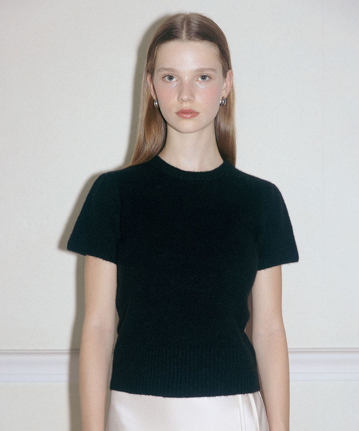 튜드먼트(TTUDEMENT) ANGORA HALF SLEEVE PULLOVER BLACK