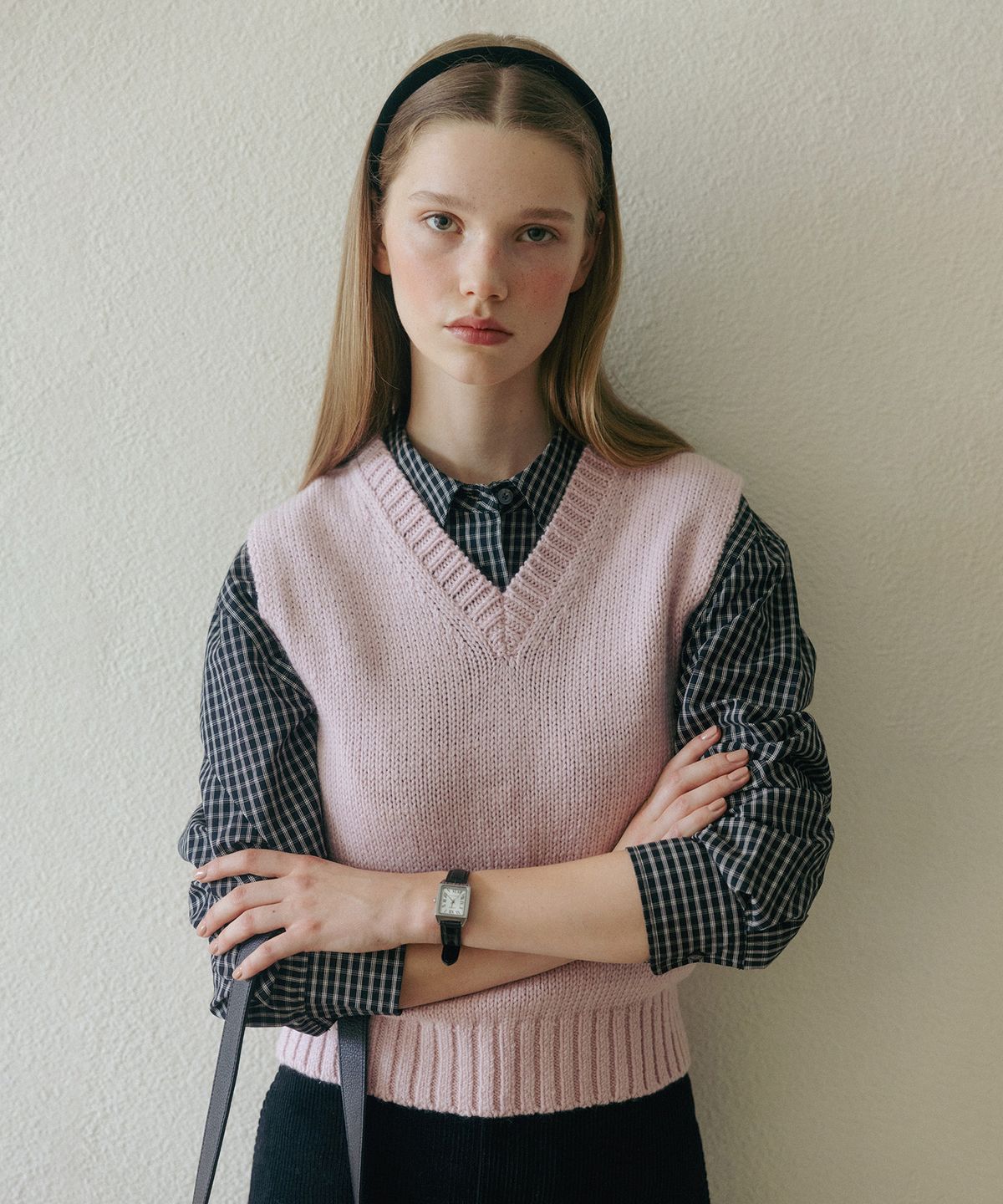 튜드먼트(TTUDEMENT) V NECK KNIT VEST PINK