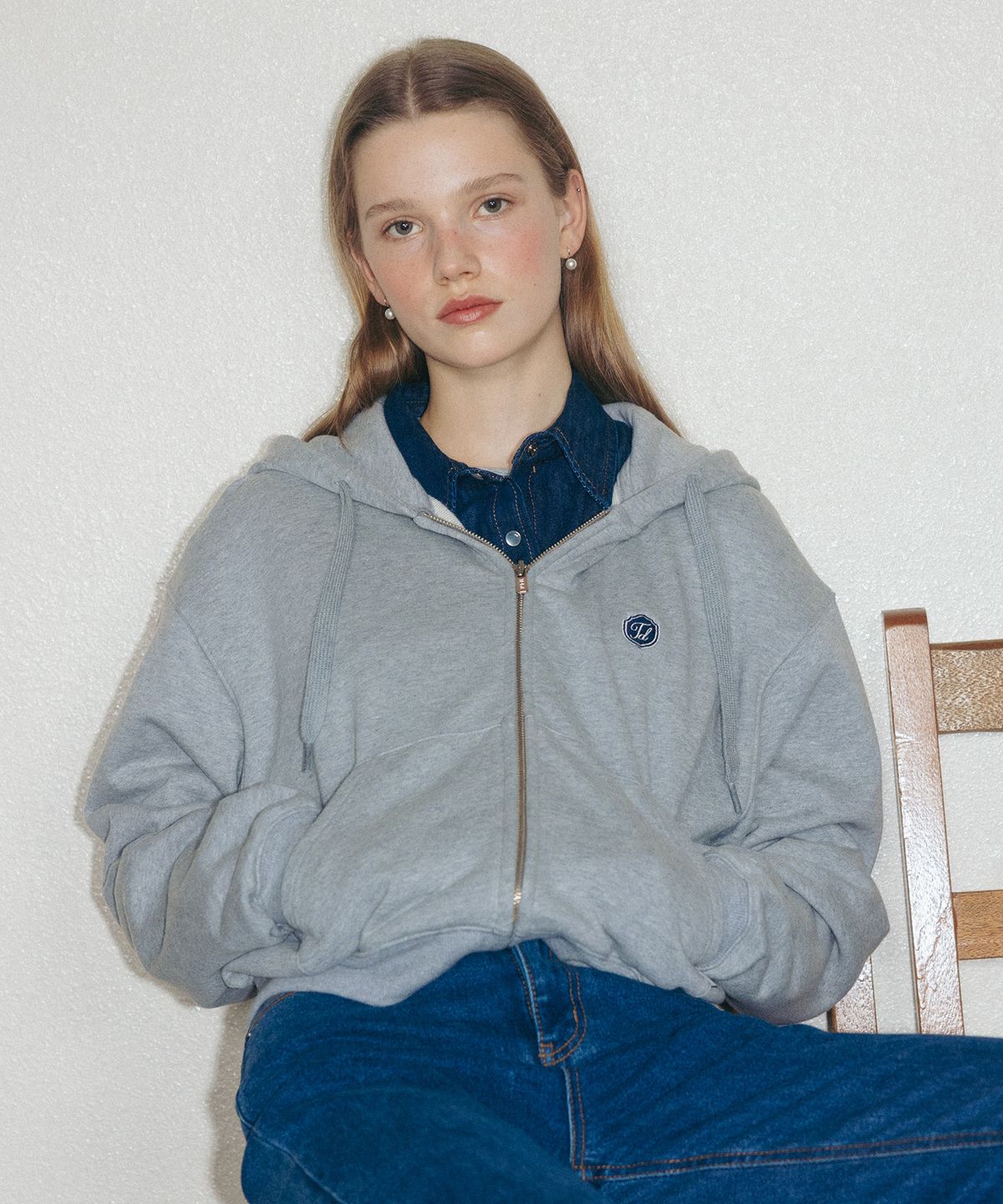 튜드먼트(TTUDEMENT) ESSENTIAL ZIP-UP HOODIE MEL GREY