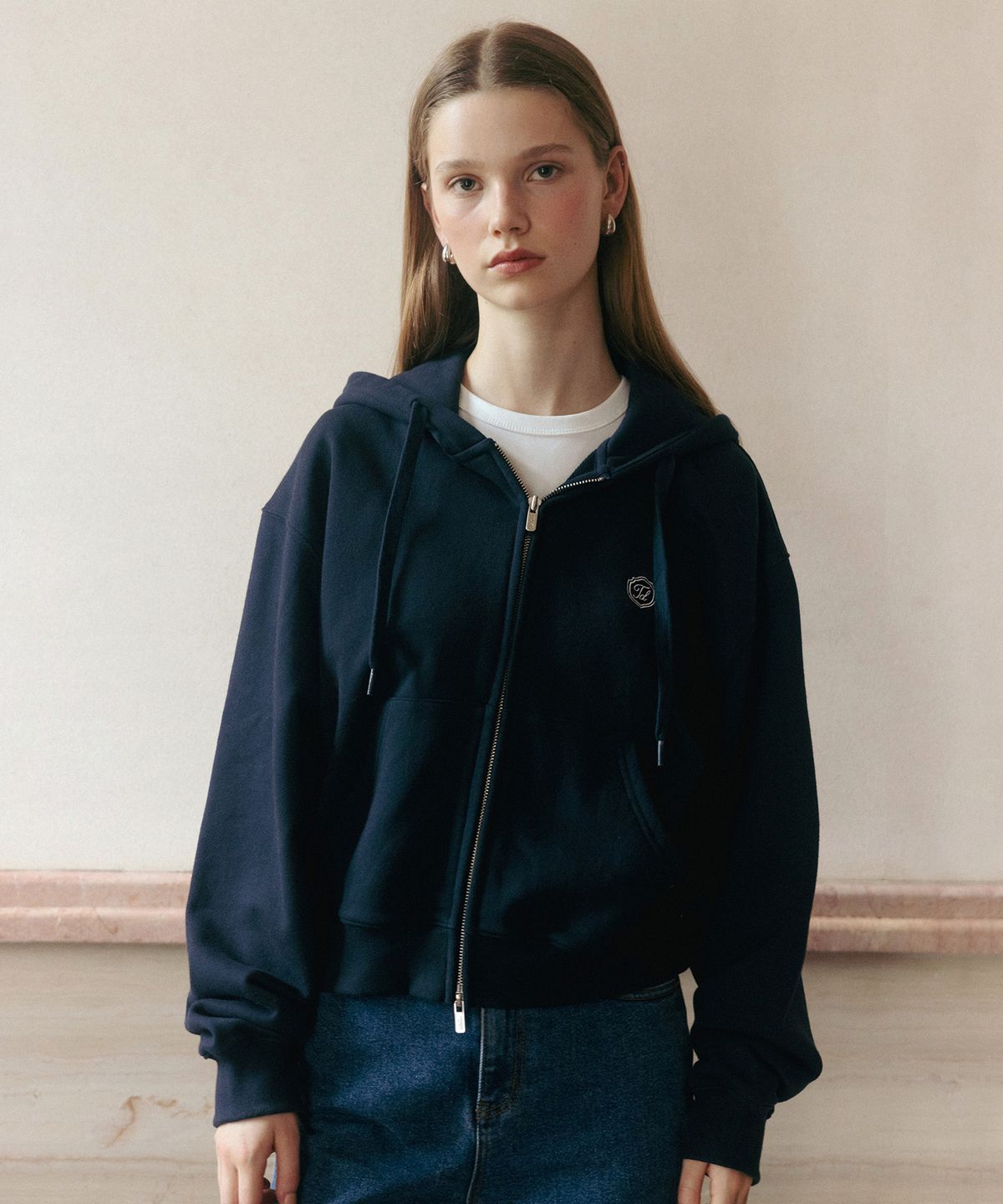 튜드먼트(TTUDEMENT) ESSENTIAL ZIP-UP HOODIE NAVY