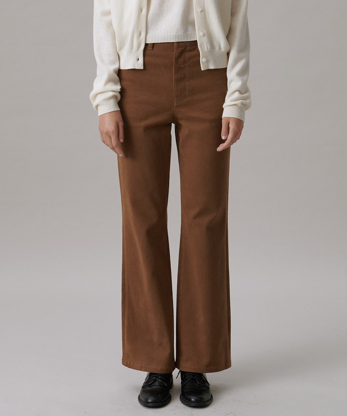 튜드먼트(TTUDEMENT) COTTON FLARED PANTS_CAMEL