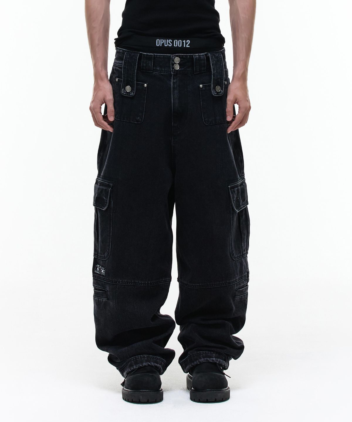 오퍼스 0012(OPUS 0012) Op. 09 LIQUID CARGO PANTS BLACK