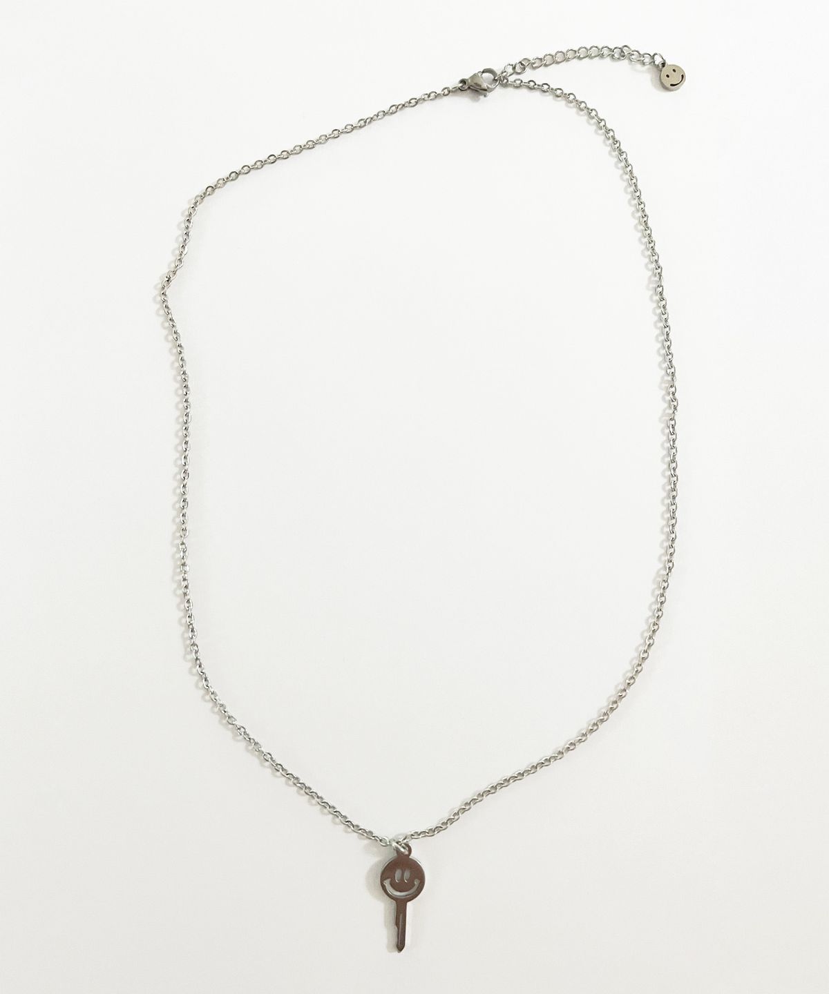 스케이터락(SK8ER ROCK) Smiley Key Surgical Steel Necklace ((Steel))