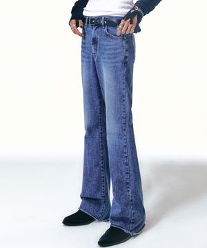 [0010] 레이첼 부츠컷 데님