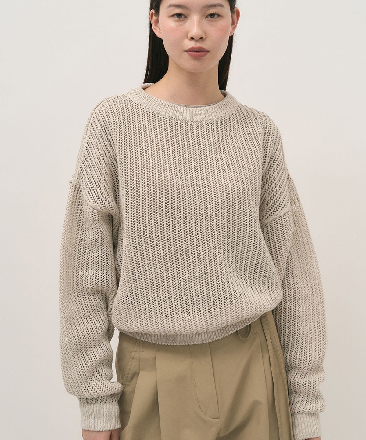 러프사이드 화이트라벨(ROUGH SIDE WHITE LABEL) Paper Net Crewneck Knit Silver Birch