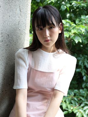 HALF SLEEVE SHEER BLOUSE / WHITE