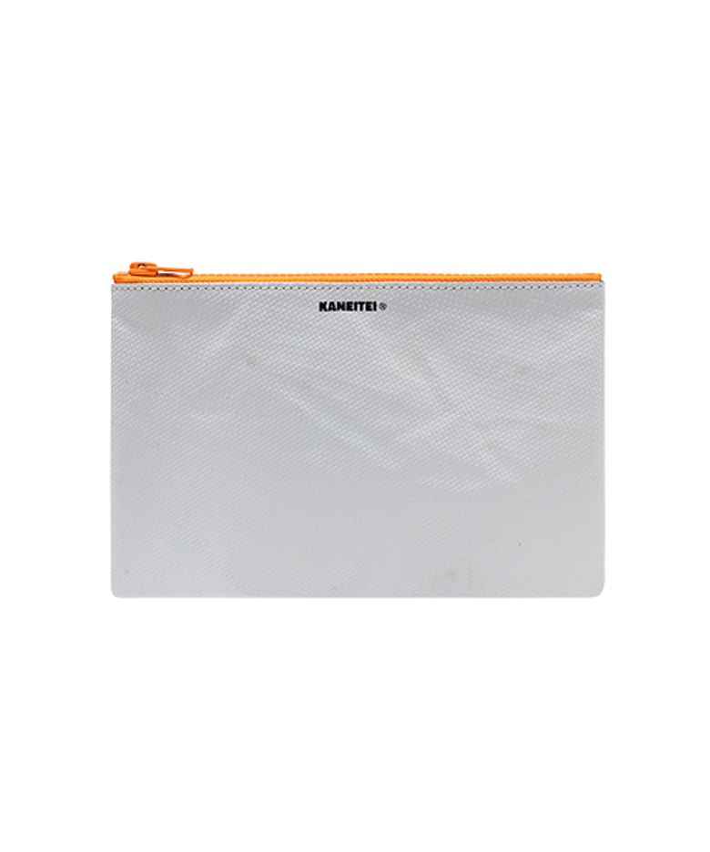 TIGER FLAT POUCH ORANGE ZIP M (GRAY) / UPCYCLED
