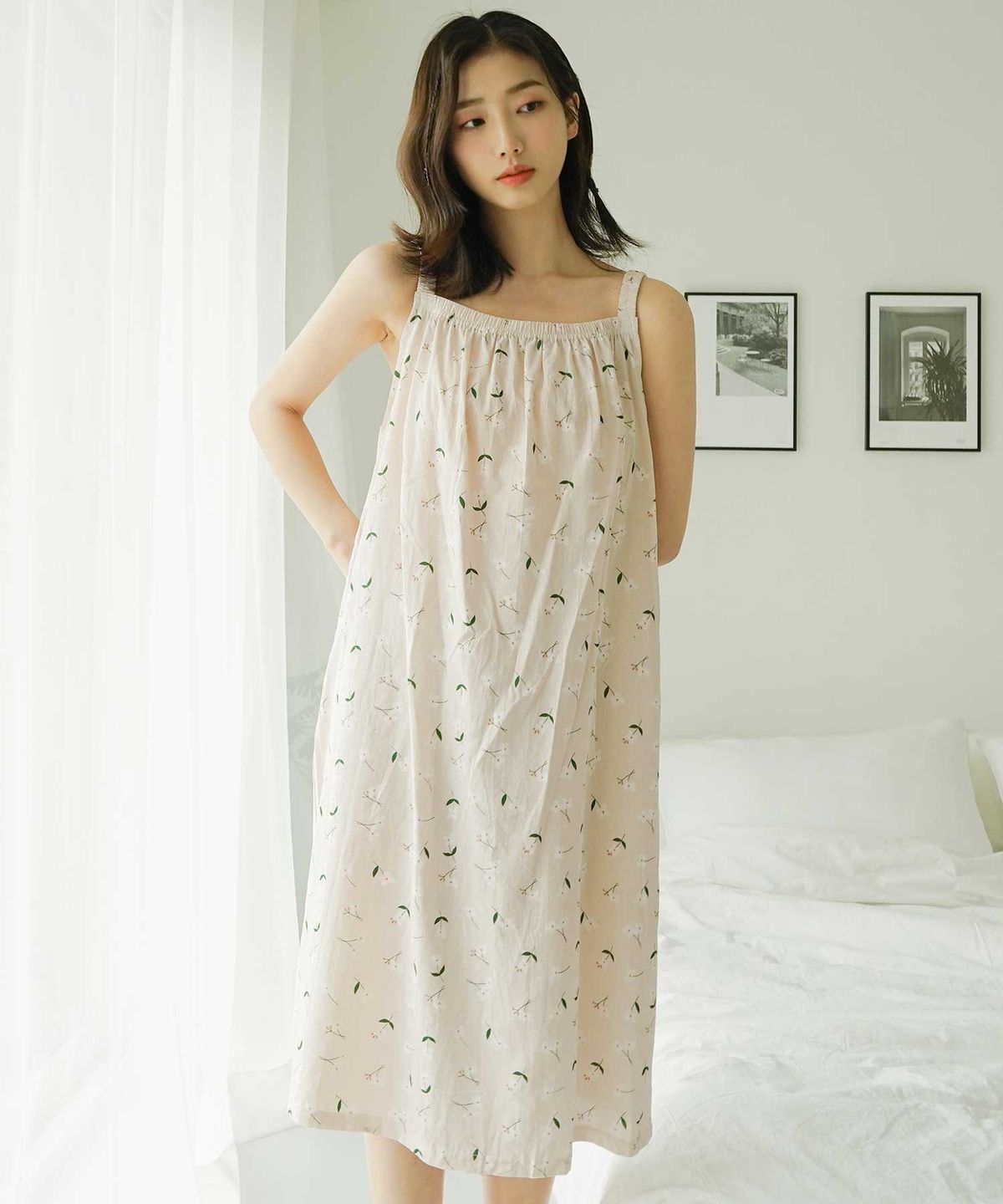 파란(PALAN) 미니플라워 주름 끈 잠옷 원피스
