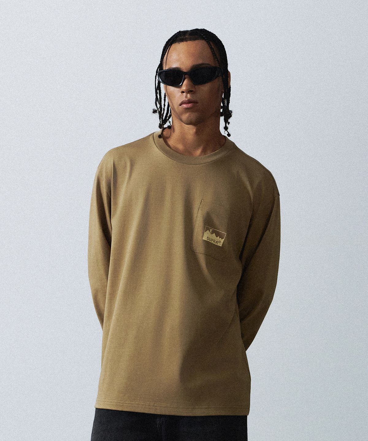 수프라(SUPRA) 베이직 원 포켓 긴팔 티셔츠(BEIGE)