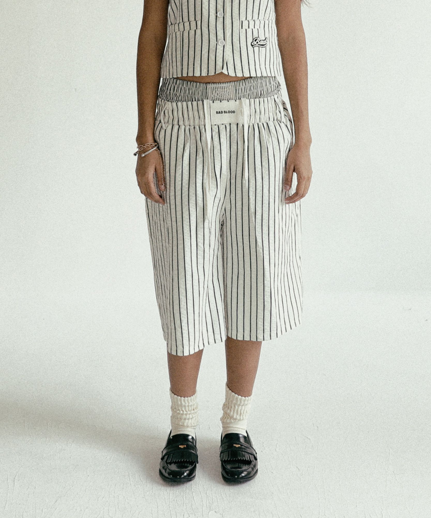 ★BADBLOOD★ AJ Easy Bermuda Pants White Stripe w-srt24-060 MUSINSA | BADBLOOD AJ Easy Bermuda Pants - White/Striped