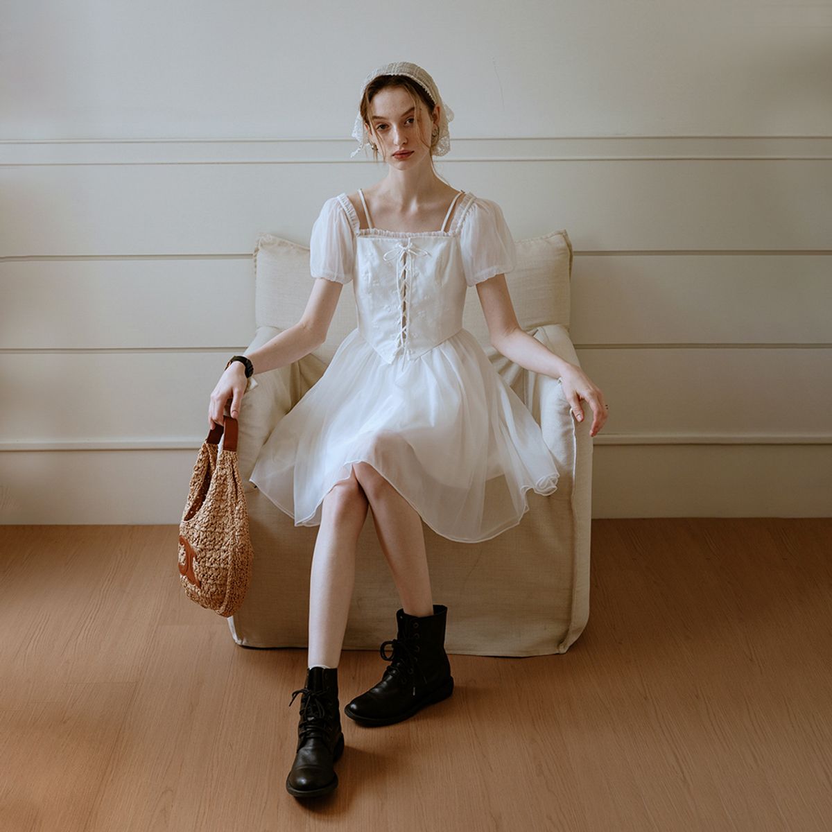 쎄무아듀(CEST MOIDEW) Cest_Embroidery strap two-way dress