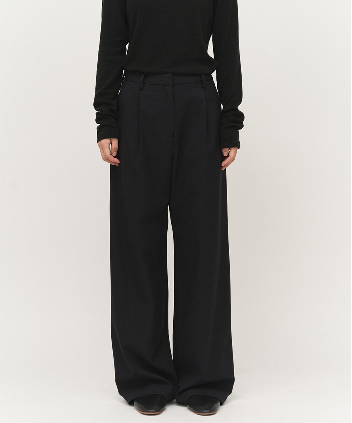 러프사이드 화이트라벨(ROUGH SIDE WHITE LABEL) Classy Wide Pants Crow