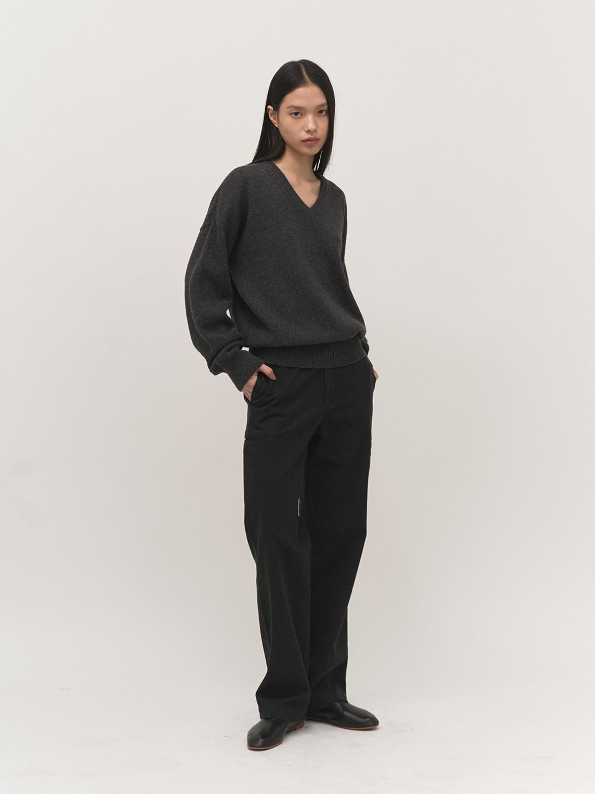 러프사이드 화이트라벨(ROUGH SIDE WHITE LABEL) Side Pocket Pants Washed Black