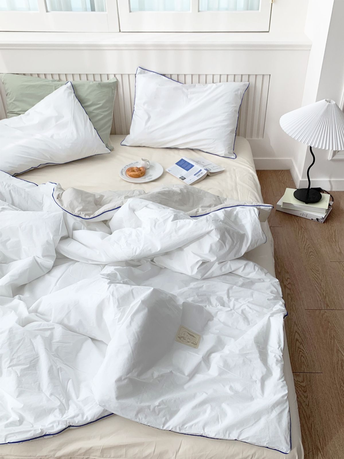 비비홈(VIVIHOME) 클로드 무봉제 온도조절 양면 차렵이불 SS/Q/K/LK 8colors