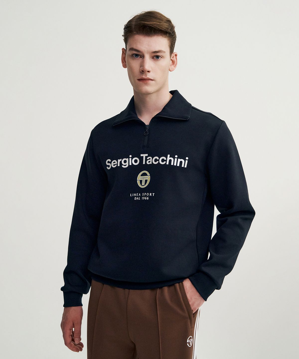 세르지오 타키니(SERGIO TACCHINI) U 고트 쿠쉬라이트 하프집업 맨투맨 (Black)