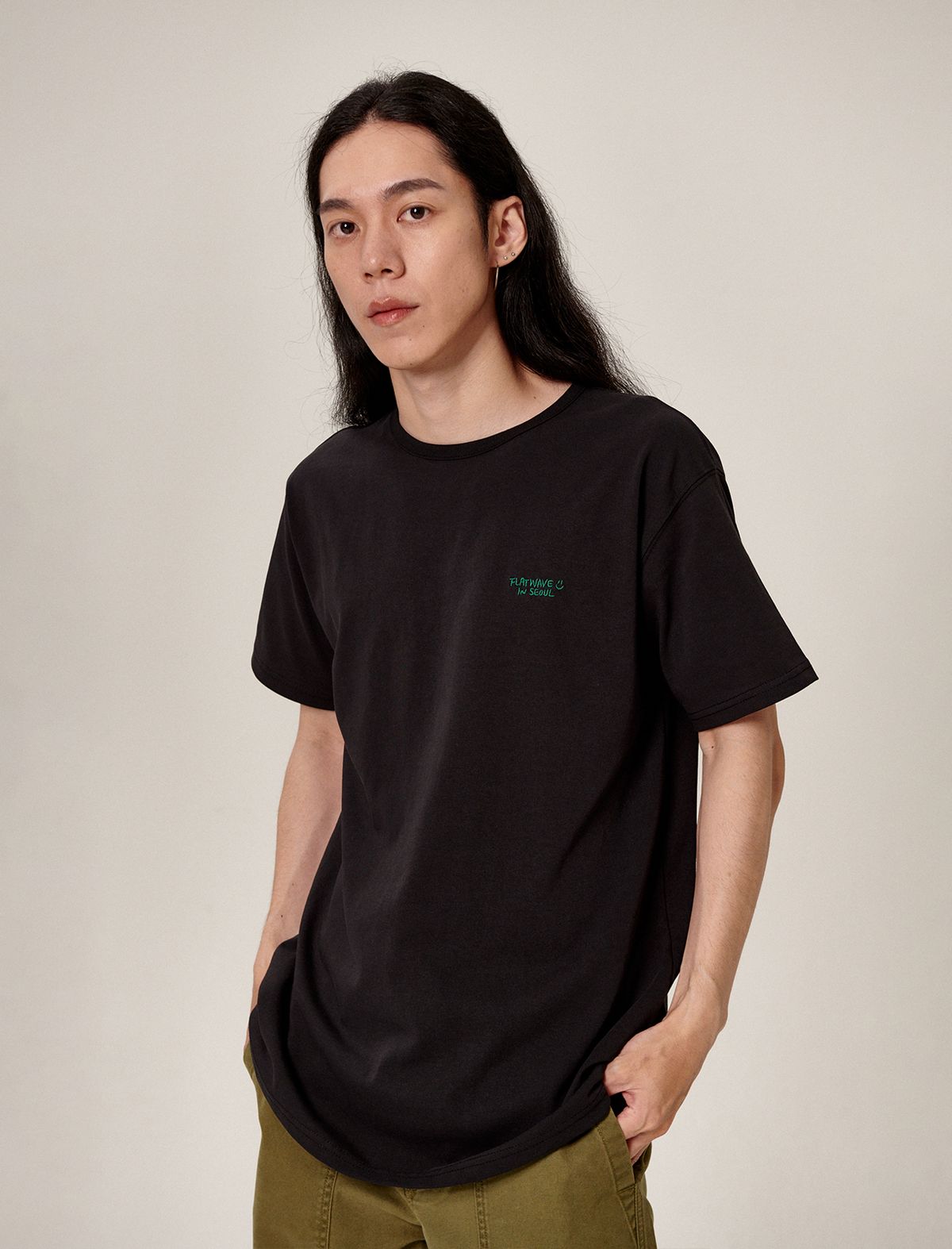 플랫웨이브 인 서울(FLATWAVE IN SEOUL) Naz Classic Logo T-Shirt Black