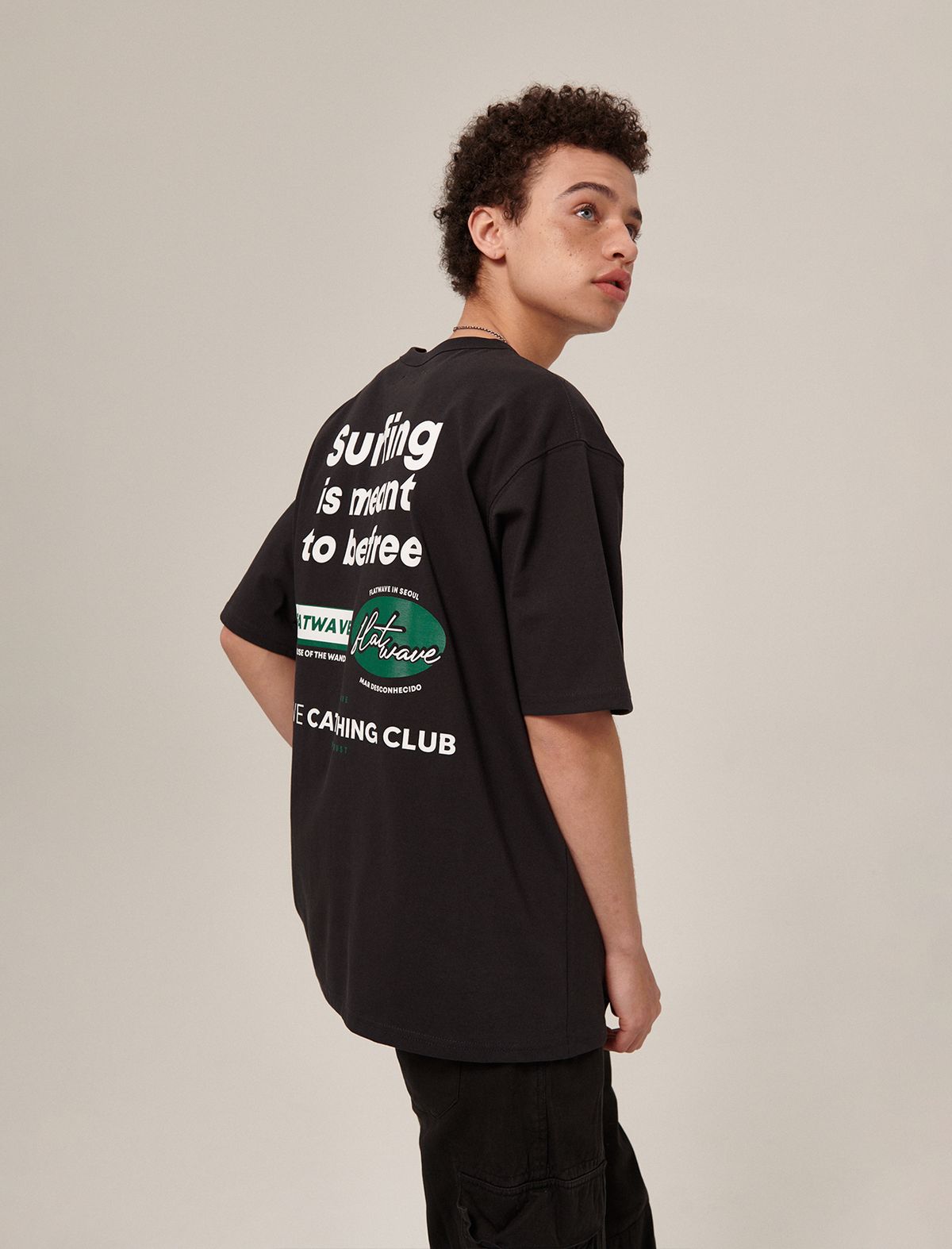 플랫웨이브 인 서울(FLATWAVE IN SEOUL) Knii Print T-Shirt Black