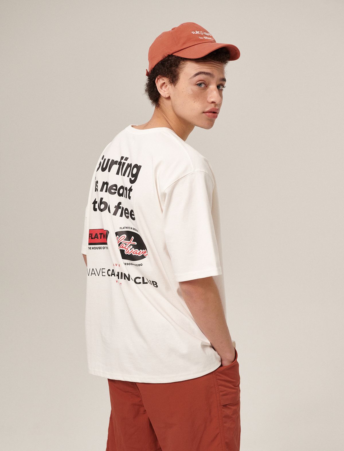 플랫웨이브 인 서울(FLATWAVE IN SEOUL) Knii Print T-Shirt White