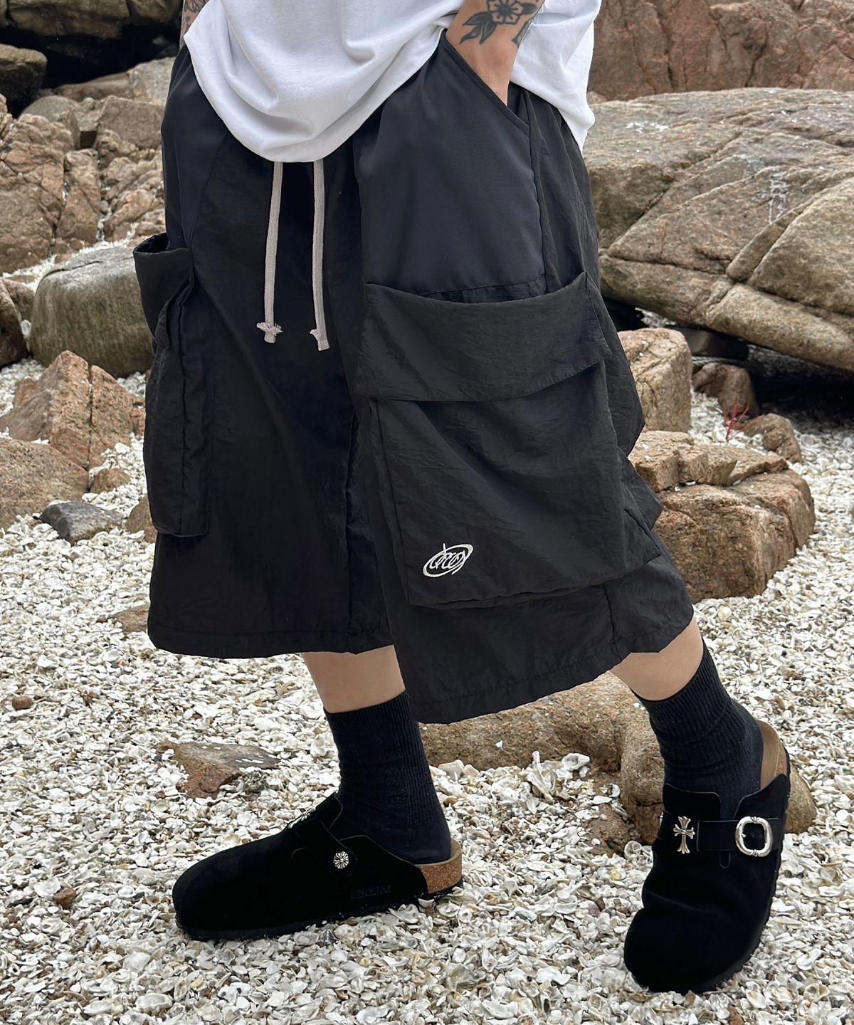 드러그 프로덕트(DRUG PRODUCT) NYLON CARGO BERMUDA PANTS, BLACK
