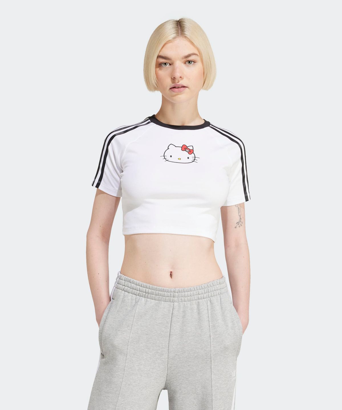 아디다스(ADIDAS) 아디다스 x 헬로키티 3S 베이비 티 - 화이트 / IX7879