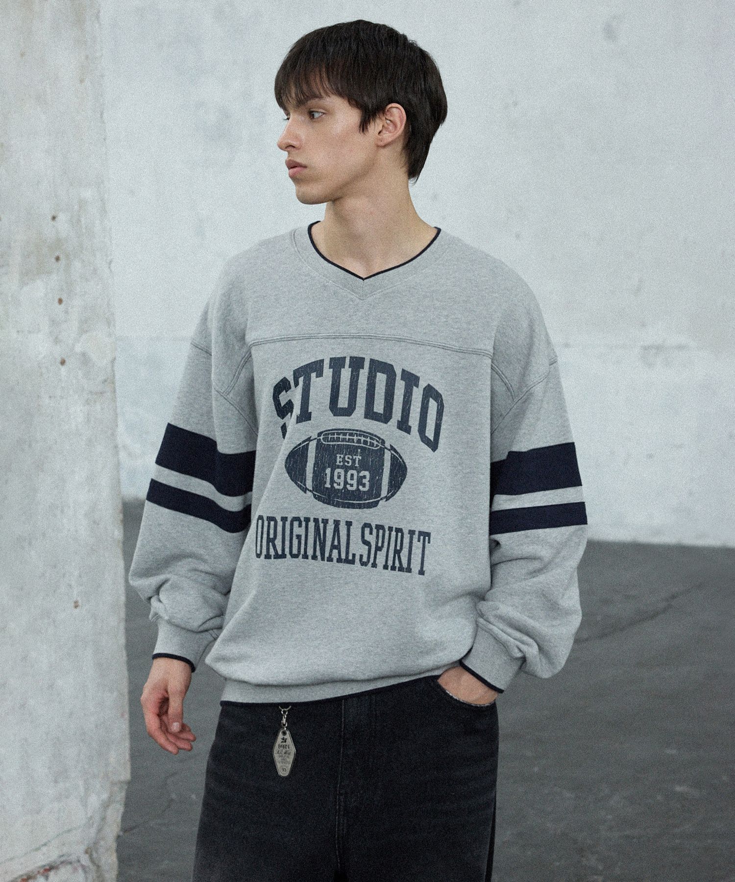◇1993studio◇ Recording Studio Sweatshirt Light Gray MUSINSA | 1993STUDIO Recording Studio Sweatshirt_Light Gray