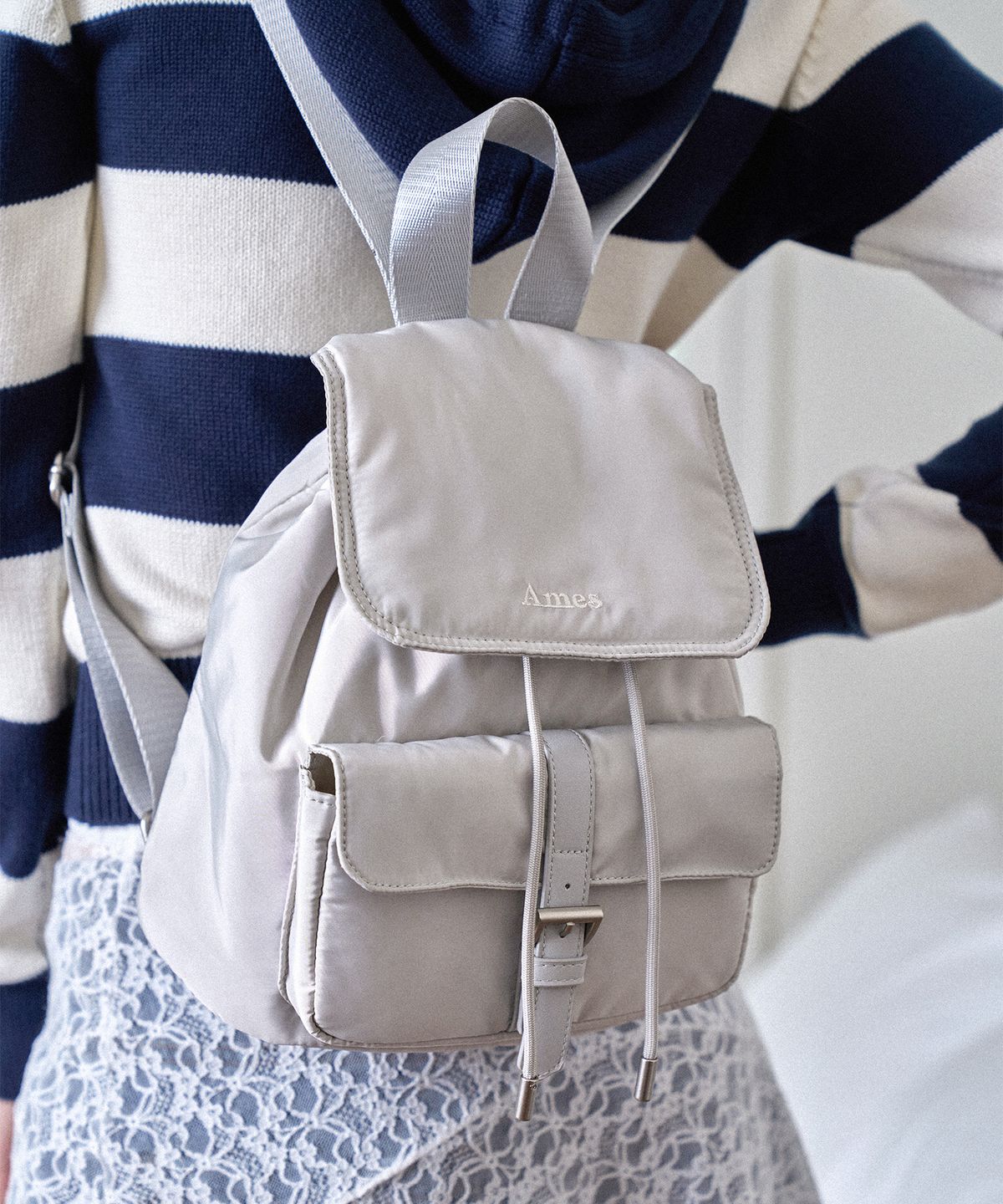 아메스 월드와이드(AMES-WORLDWIDE) BASIC LOGO BACKPACK SILVER