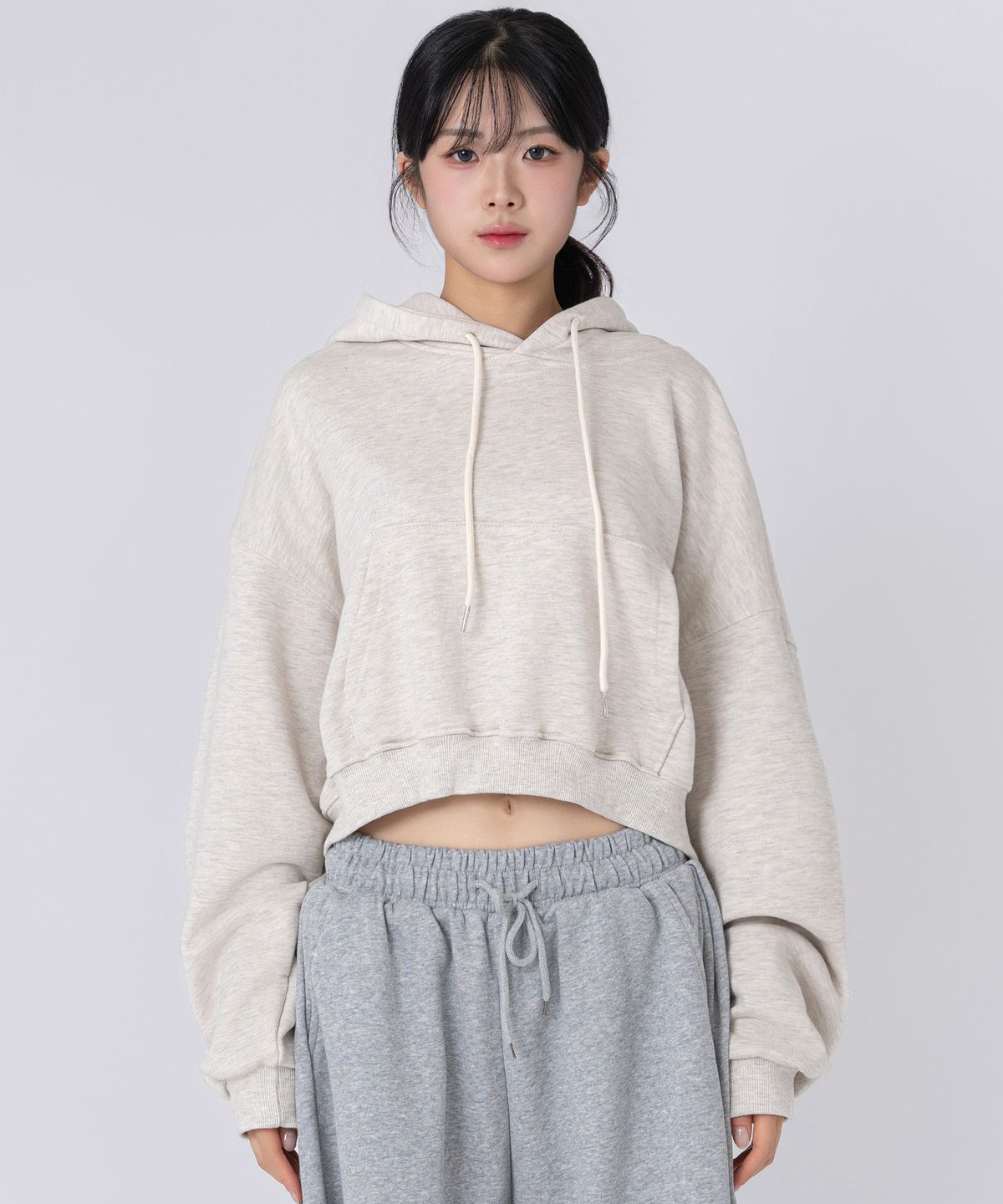 언더오프(UNDEROFF) 우먼 릴렉스드 크롭 후디 오트밀