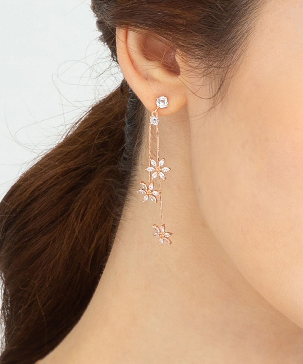 엘르주얼리(ELLEJEWELRY) 14K GF 블로썸 귀걸이 ELGPEE306
