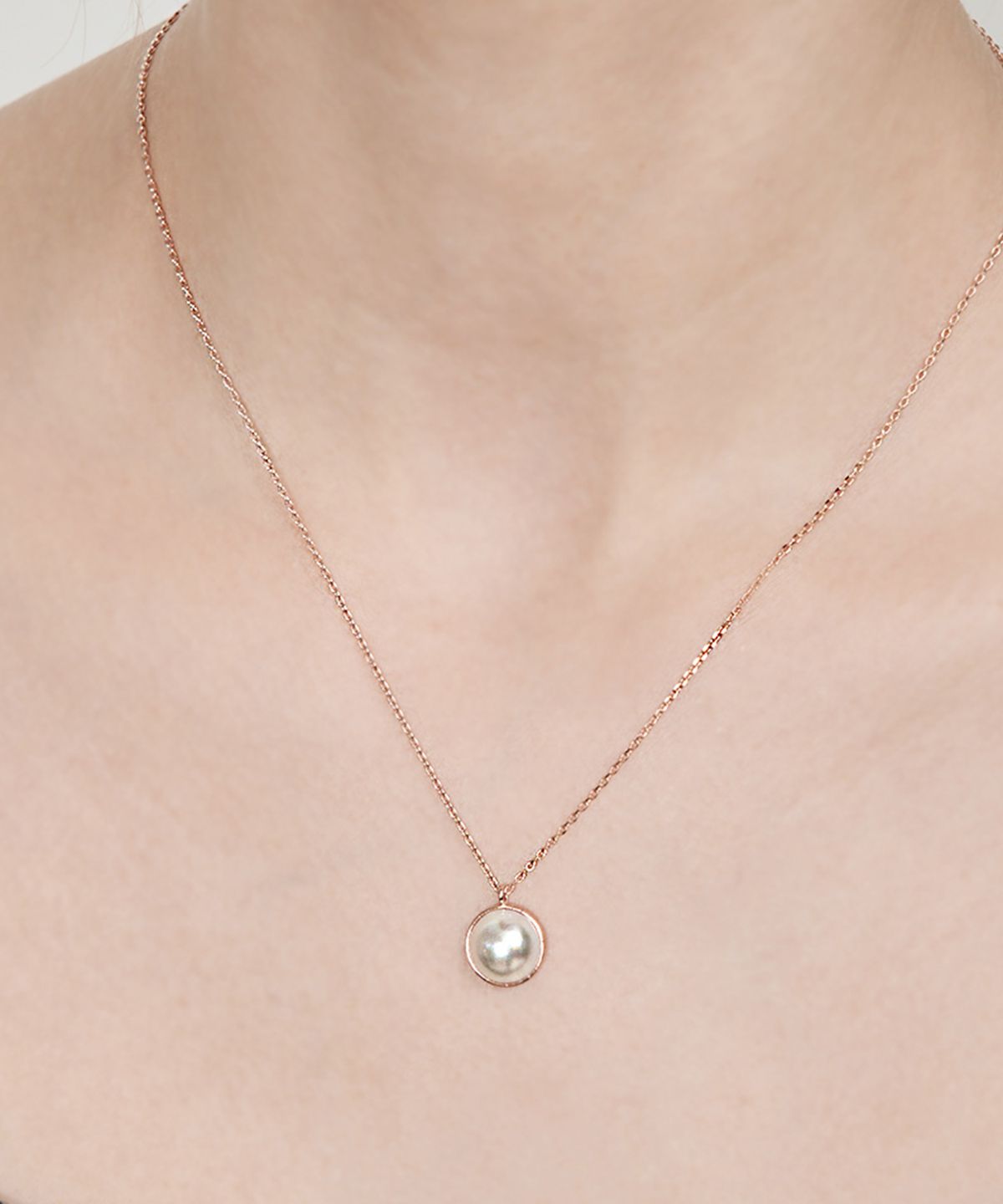 엘르주얼리(ELLEJEWELRY) 포인트 진주 목걸이 ELBRNN218
