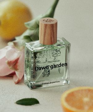 새벽정원 엑스트레 드 퍼퓸 50mL + 미니어처 증정 [시트러스 자몽향]